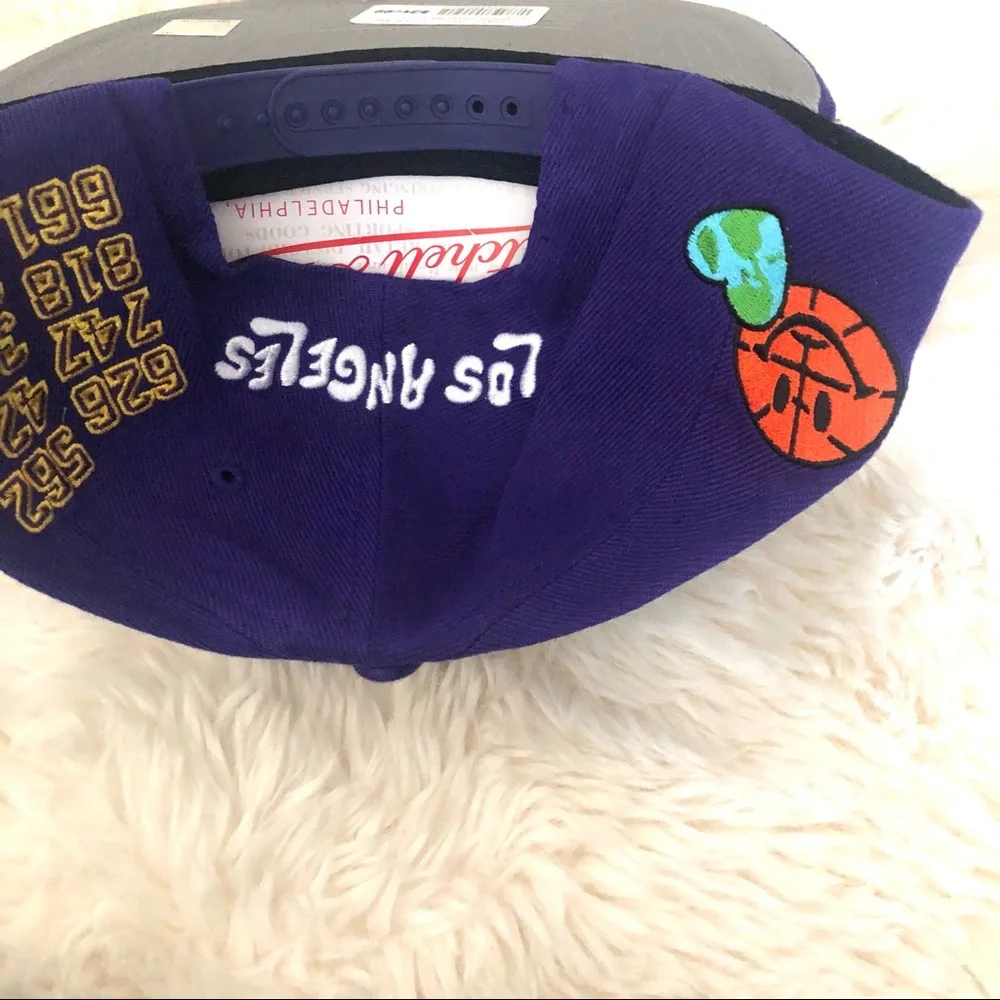 MITCHELLS & NESS LOS ANGELES LAKERS SNAPBACK  HAT - Picture 5 of 8